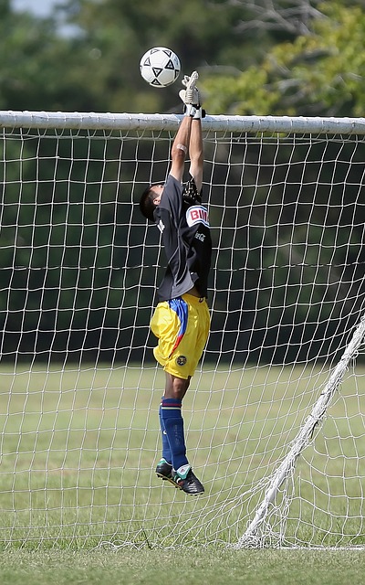 效压制中国 效压制中国